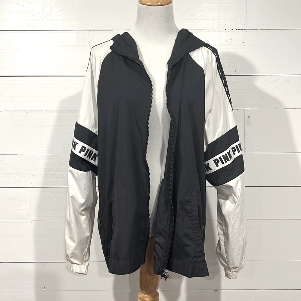 Victoria secret PINK size M/L lightweight rain jacket